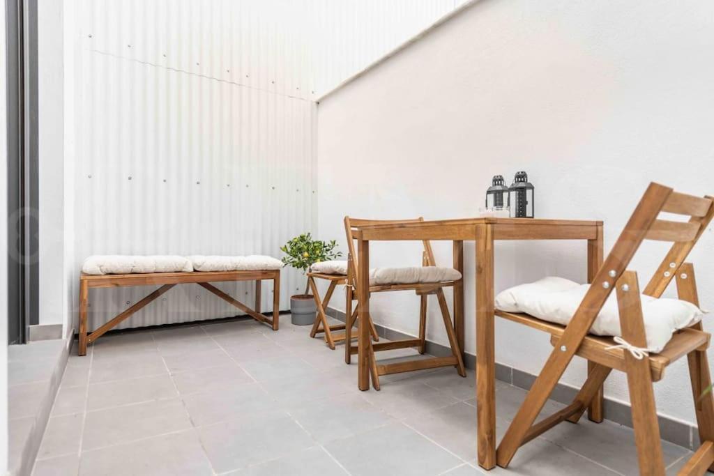 Fresh & Stylish Apartment With Parking By Rems 말라가 외부 사진